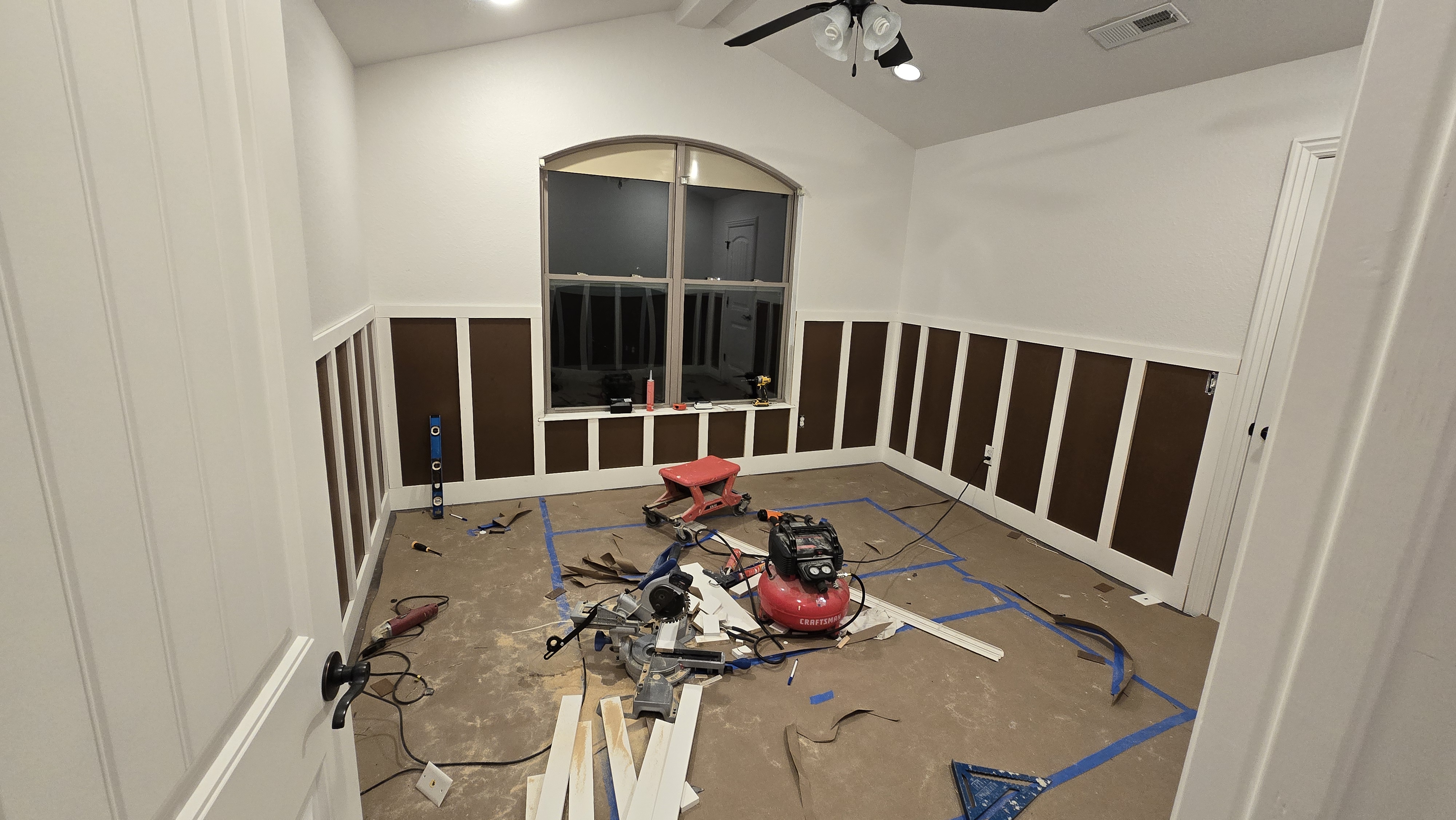 wainscote install